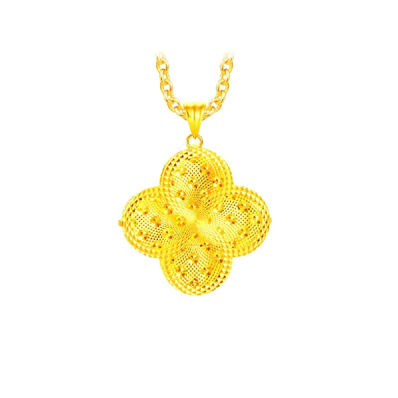 916 Gold Lucky Clover Pendant