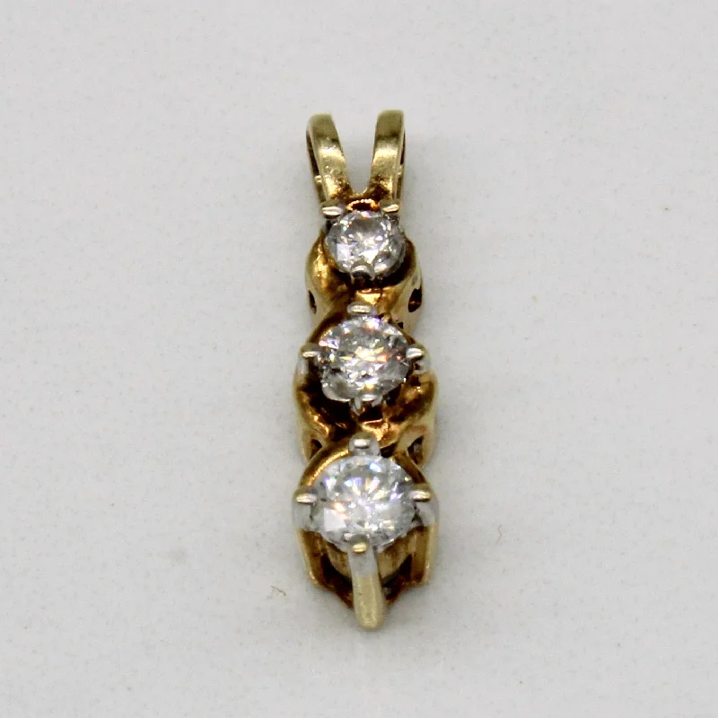solid gold disc charm bracelet Diamond Colum Pendant | 0.23ctw |