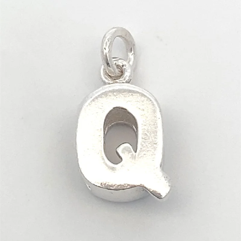 Letter Q Plain 925 Sterling Silver Personalized Initial Letter Charm