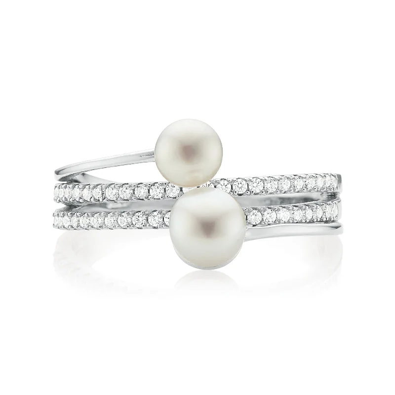 vintage platinum wedding band Sterling Silver 4-6mm Freshwater Pearls and Cubic Zirconia Ring