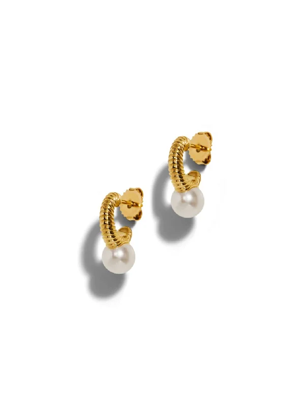 Petite Modern Love Yellow Gold Pearl Hoop Earrings