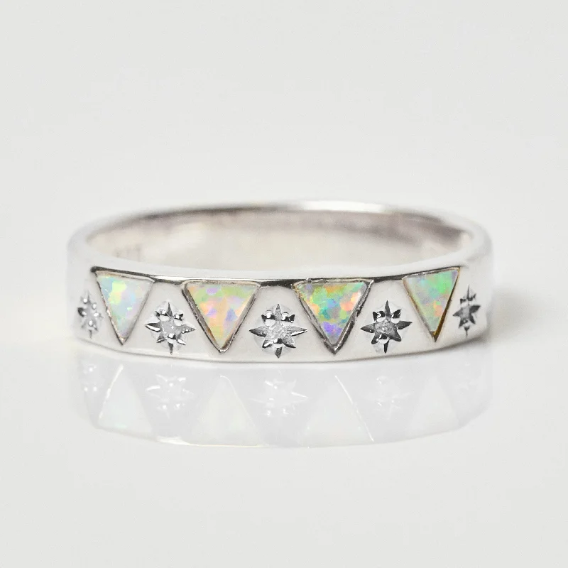 bold statement ring chunky Izar Opal & Diamond Band