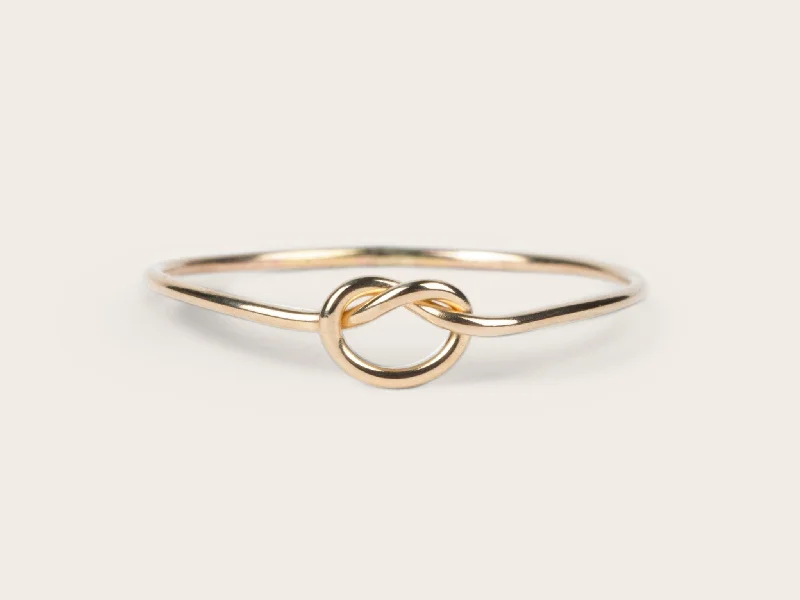 Knot Ring