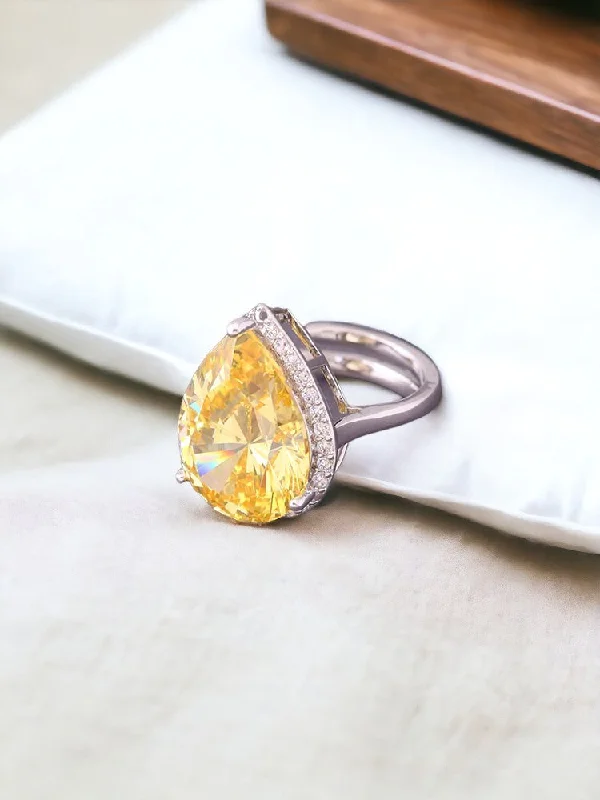 hexagon-shaped engagement ring unique Lemon Ioanna Adjustable Ring