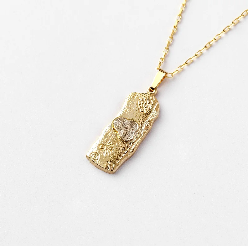 statement gemstone necklace handmade Dainann Standing Stone Pendant