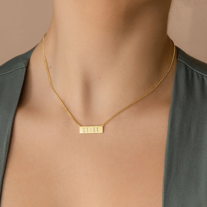 classic cubic zirconia pendant Dainty Bar Name Necklace