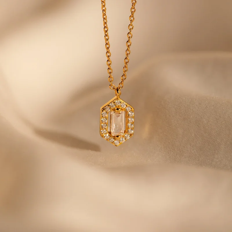 unique gemstone cocktail ring Daydreamer Diamond Necklace