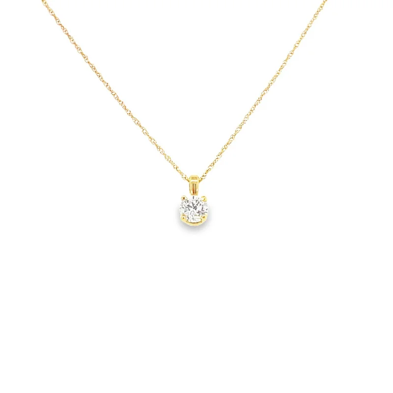 oval cut engagement ring platinum Diamond Solitaire Pendant in Yellow Gold