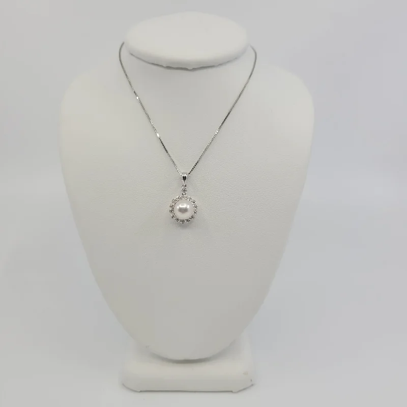 Pearl and Diamond Necklace