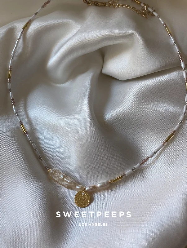 vintage Victorian brooch pin The Chicest Beaded Choker